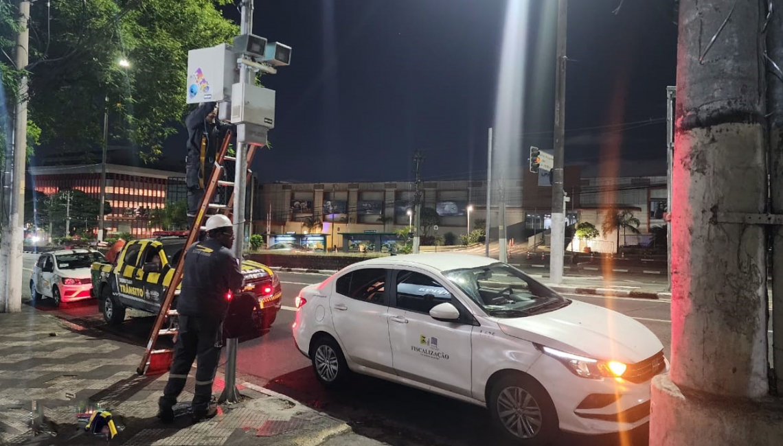 Em Osasco, Ipem-SP realiza verificação noturna de radares